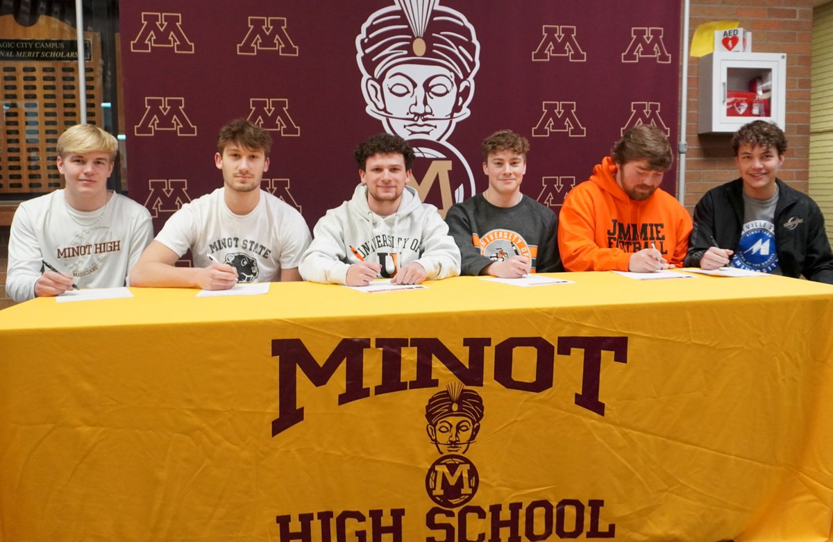 magiFB's tweet photo. Congrats Layton, Tyler, Hunter, Thomas, Kaleb, and Blaze! It was a great day!  Minot State, Jamestown, and Mayville landing Magi! Congrats to the players and their families. #onceamagi https://t.co/1Ac3mzRedW