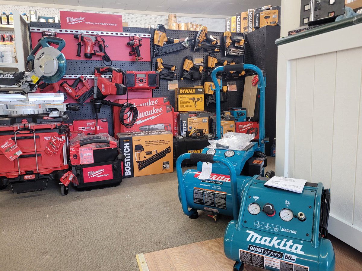 New stock has arrived with more on the way! #MilwaukeePowerTools #PackOut #Makita #Bostitch  #Mactier #MLMactier #MuskokaLumber 
#MLCrew