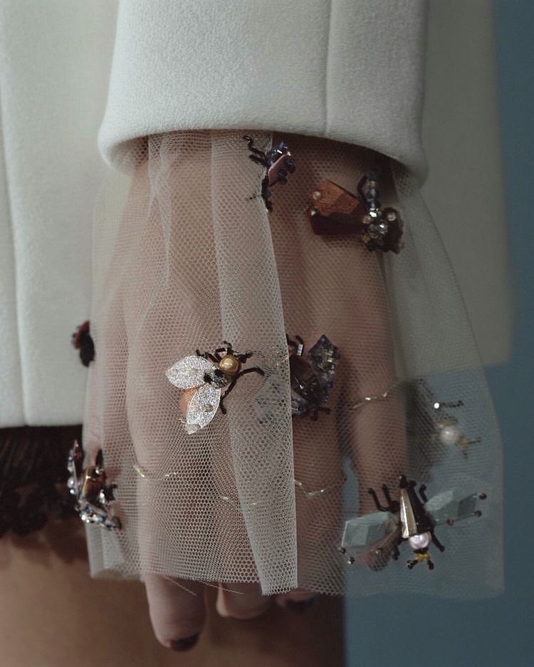 eliesaaabs's tweet photo. Details at Dior Spring 2016 https://t.co/geq2nzNf08