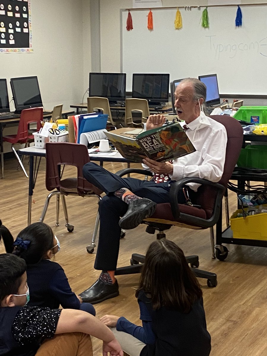 EdwardTitche's tweet photo. Celebrating #WorldReadAloudDay while showcasing African American authors! #BlackHistoryMonth  @dallasschools @ACEDallasISD @DianaVNunez #TitcheTigers https://t.co/YgF9fJEGZ4