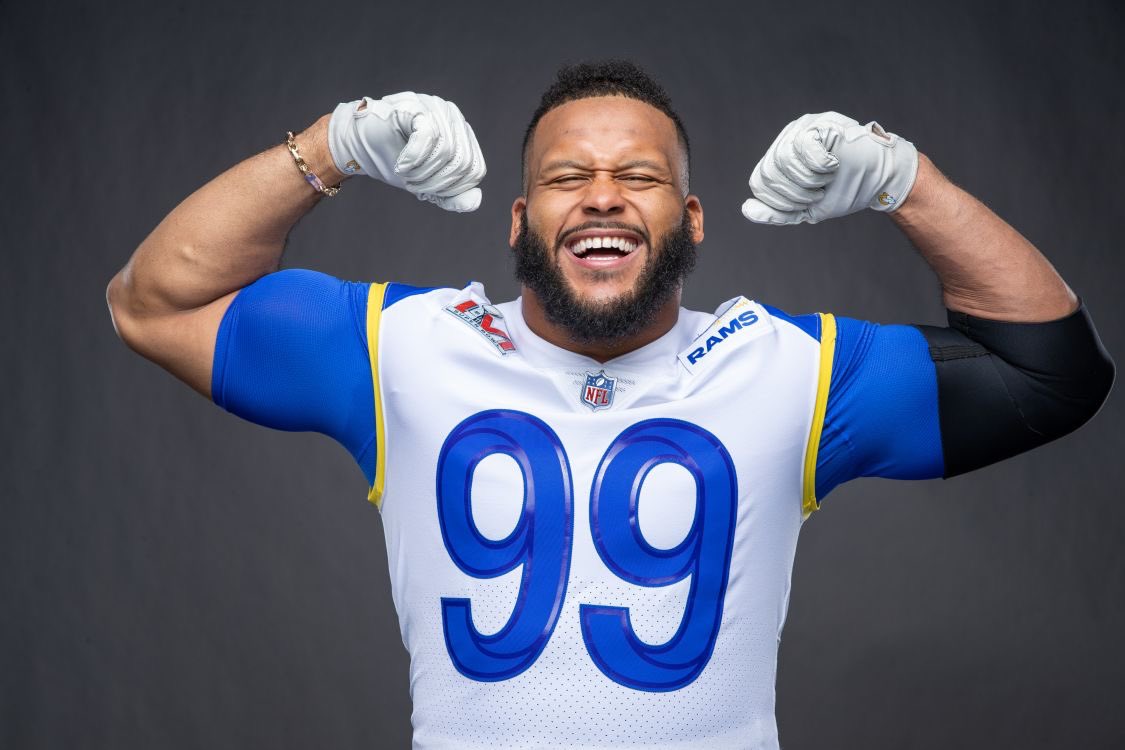 JB_Peeples's tweet image. .@RamsNFL please win for this man and this man alone