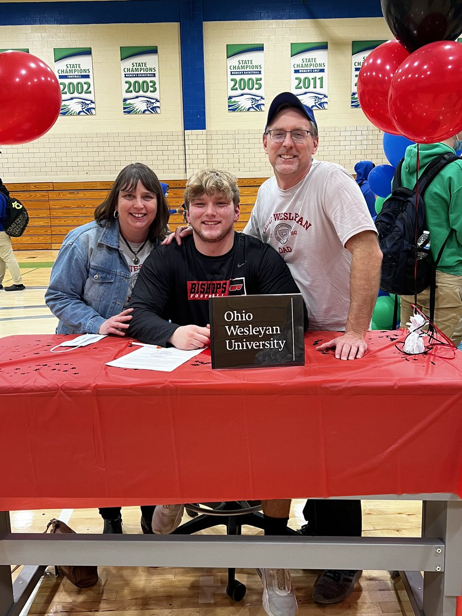 c_swishhh16's tweet image. It’s official! Lets get to work! @OWUBishopFB