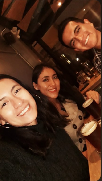 Andre_CDB's tweet photo. @winylomas @Andres_Andrango Y esta foto es de cuando éramos felices juntos✨😍 todo era cuestión de tiempo...#cochinitos #bonitosygorditos #viejostiempos https://t.co/VmaPIL2Sjh