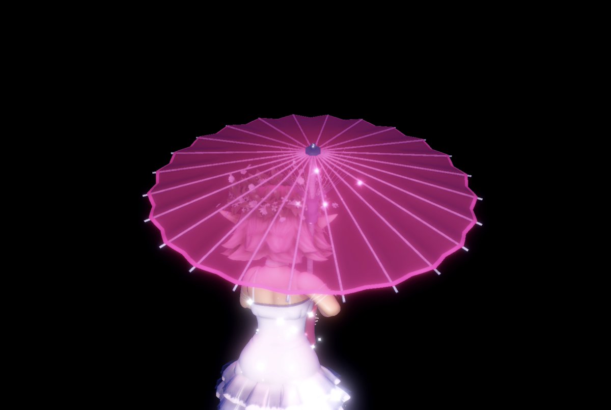 ItsLimey's tweet photo. New elegant parasol toggle!!! 
It's called "Lunar-Oil paper" 
February do be the month of parasols! https://t.co/DRXGDoVnnP