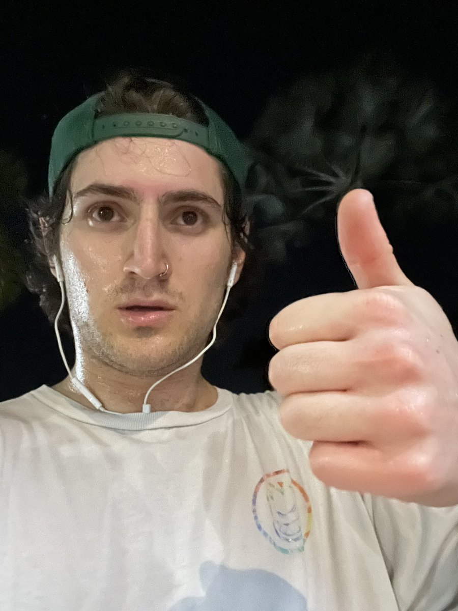 supergoldfl's tweet photo. These last few days I haven’t wanted to run, been really tired but typically if I can make myself get out there and do it, it’s a great run

Half marathon is coming up soon 🏃‍♂️ https://t.co/BF4d3KTPiR