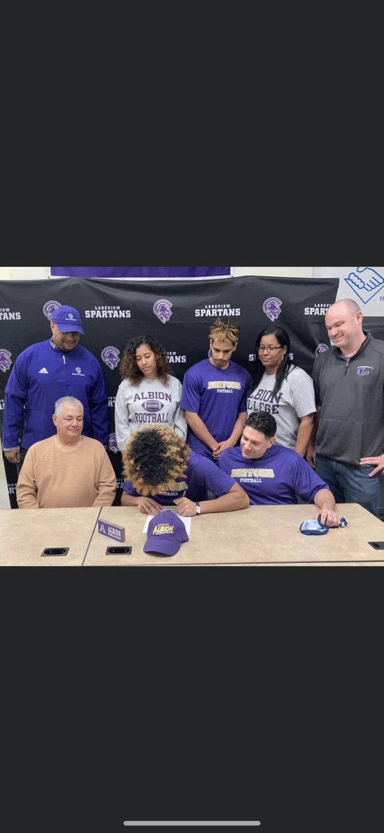 MMB_Dell's tweet photo. 💜💛♟‼️ https://t.co/QmVJevAlN9