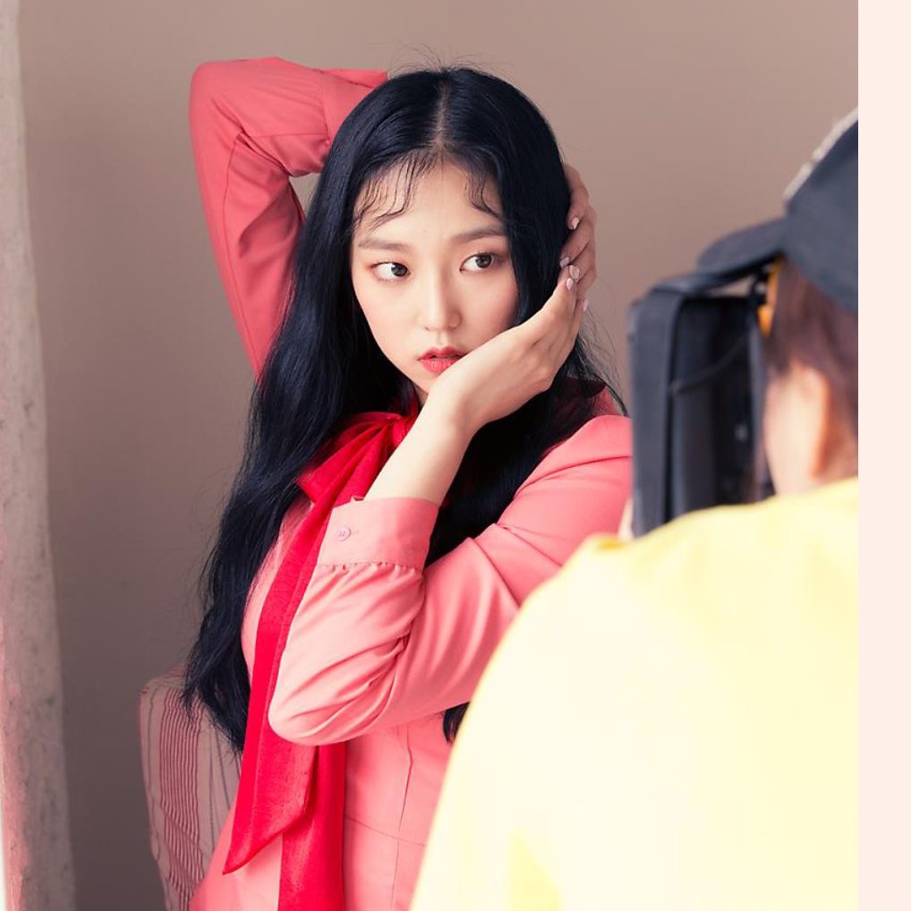yeeunzip's tweet photo. a moment of silence for free’sm era yeeun https://t.co/4dzdbJSx2U
