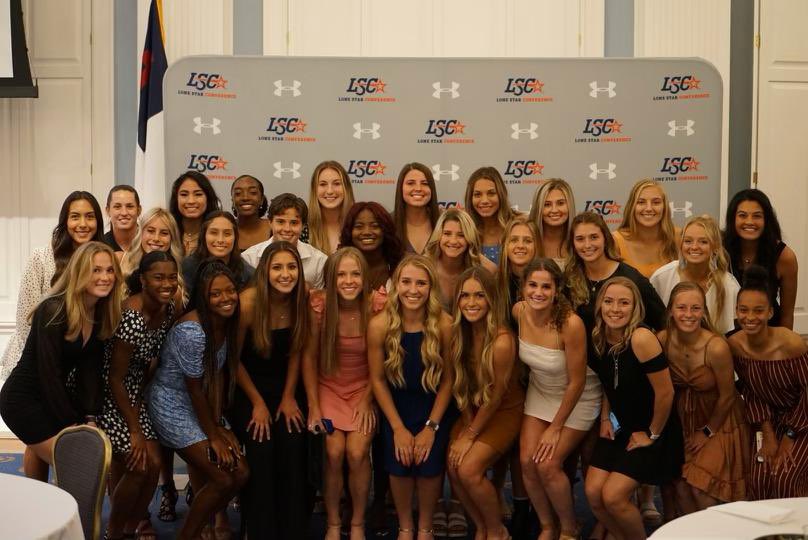 BellesSoccer's tweet photo. We celebrate everyday like it’s National Girls and Women in Sport Day #NGWSD https://t.co/a7FxxBtTKt