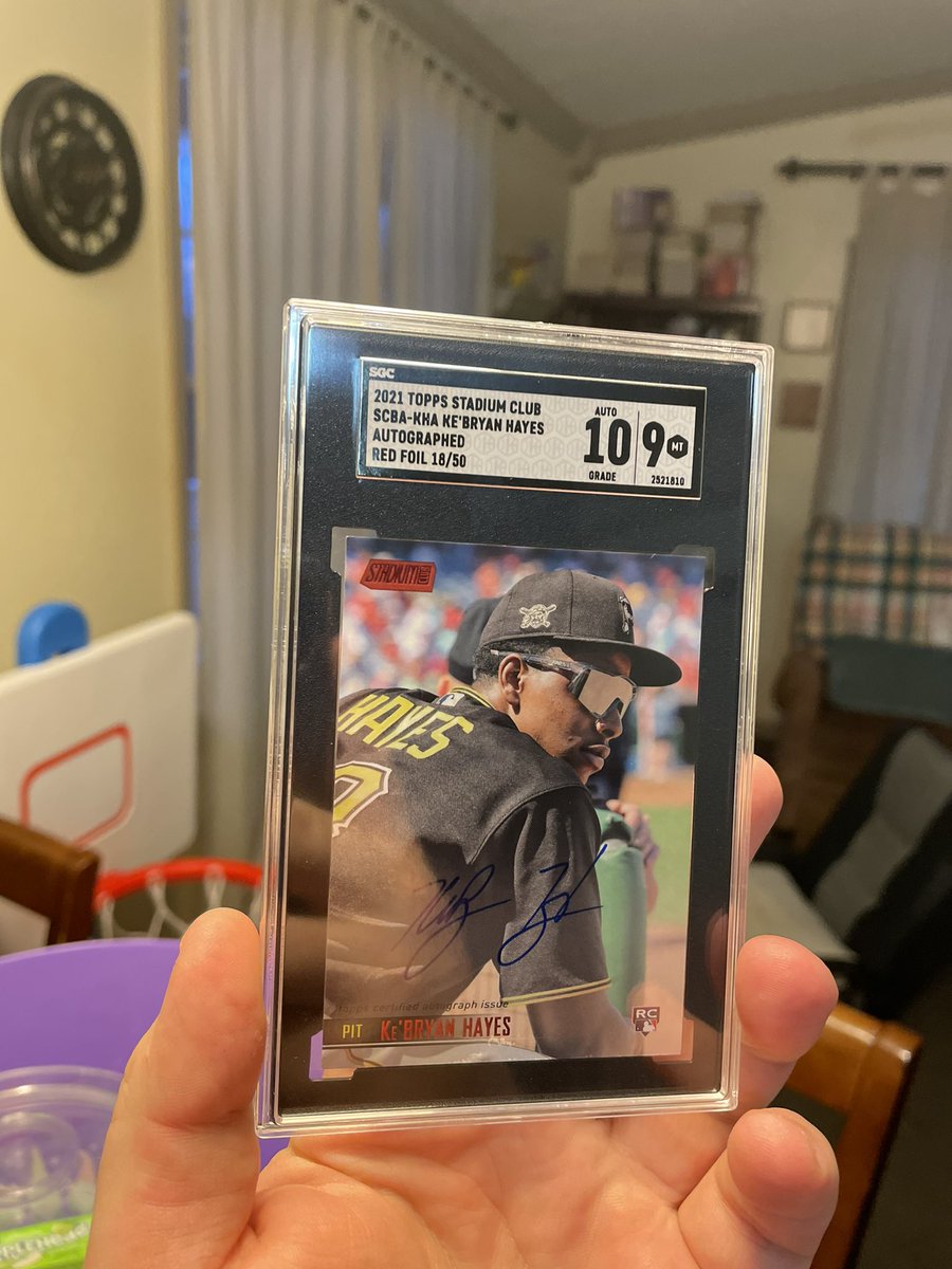 NoahsCards's tweet photo. Always a good day when @KeBryanHayes card is in my mailbox! #mailday #thehobby #whodo https://t.co/KzCYp3XHjS