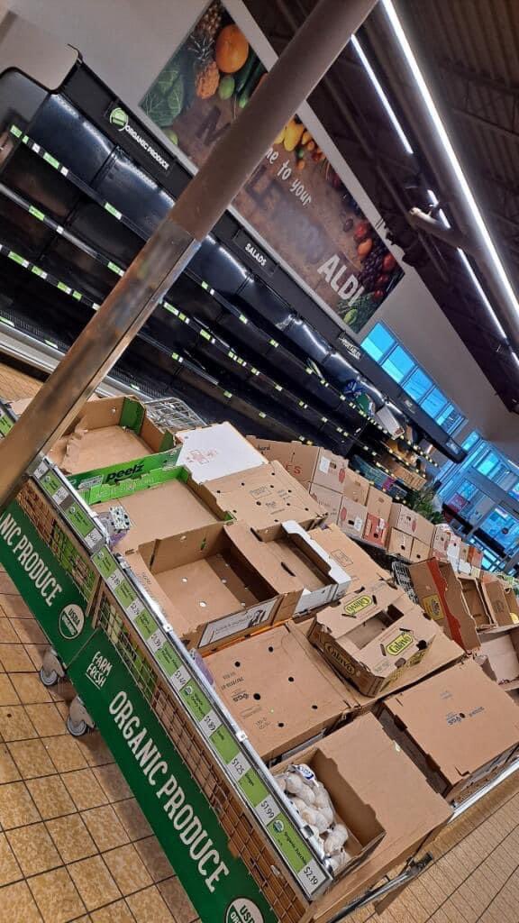 Click here to support Grab-N-Go Table organized by Shana Alicia Poole-Jones gofund.me/a305b564 #GoFundMe