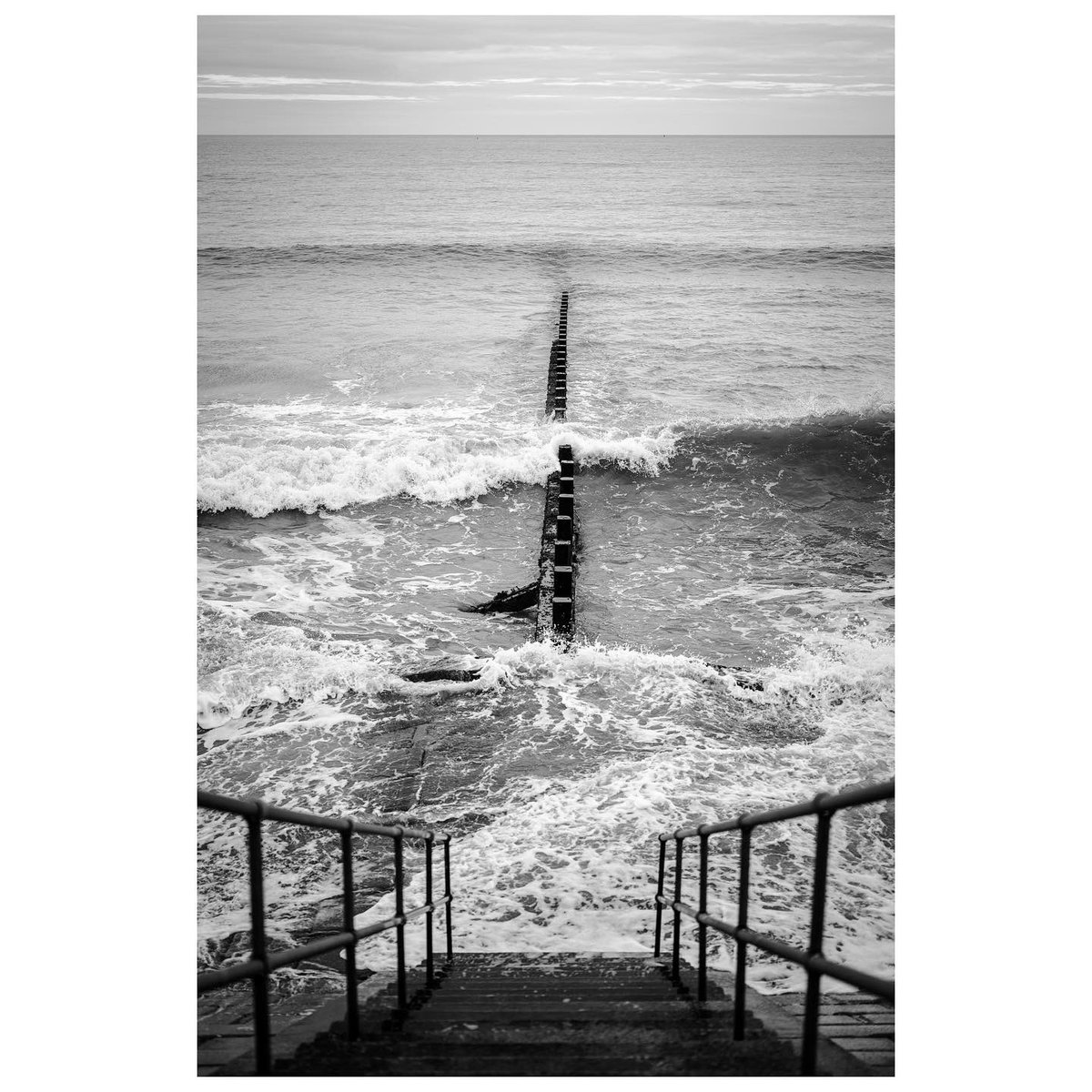 andrewcbrown's tweet photo. Aberdeen beach this afternoon at high tide
-
#aberdeen #northsea #scotland #beach #waves #sea #bnwphotography #bnw_captures #blackandwhite #seascape #leicasl2s #voigtlander50mmf2apo https://t.co/CLkYyg9VmD