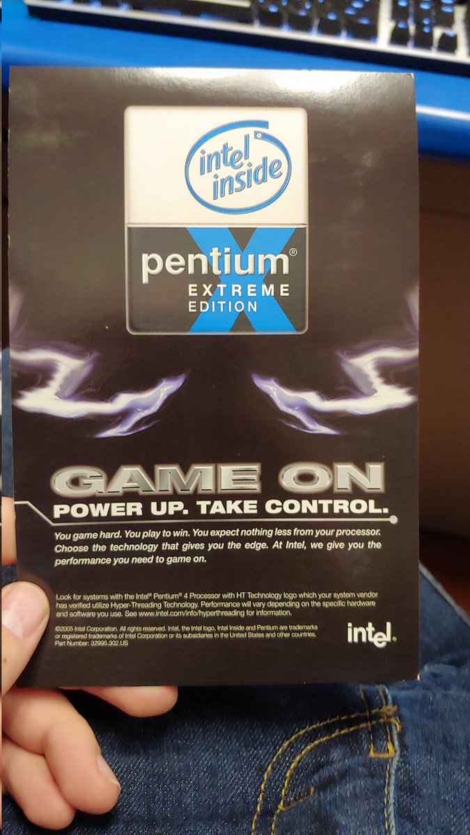 HarveyYaGoof's tweet photo. @LinusTech @linusgsebastian check out this ole boi https://t.co/YVCqksTxC6