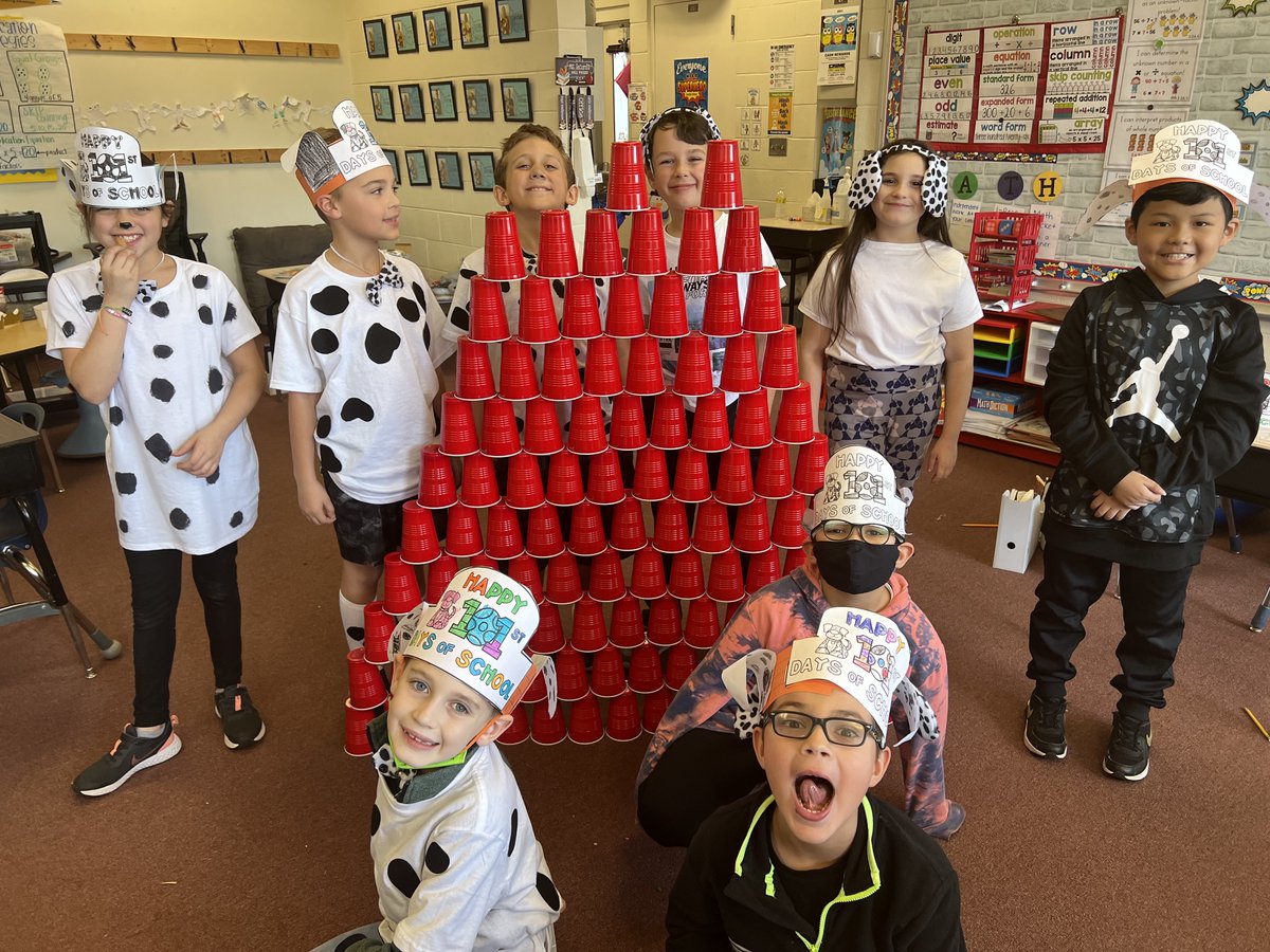 101 cups and 3 minutes to build one tower. The teamwork and communication that took place was PAW-SOME! 🐾 #101daysofschool #funinthird <a href="/biggiemojune/">Melissa Eagney</a> <a href="/scesbobcats/">Spruce Creek Elem.</a> <a href="/amhall814/">Andrea Hall</a> <a href="/amyrichardson99/">Amy Richardson</a>