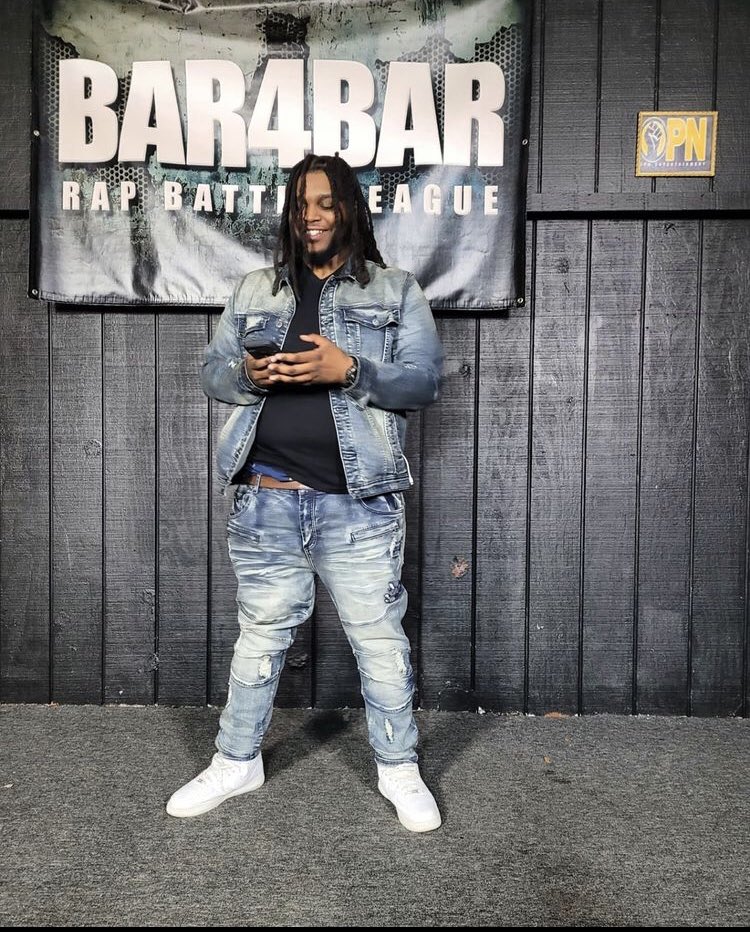 Still216 tweet media