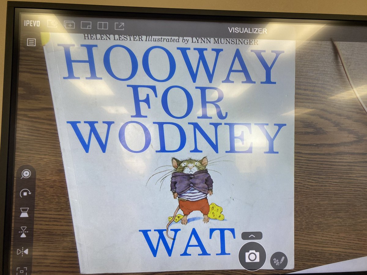 ElenaElizabeth8's tweet photo. My students had a blast this morning at the masked reader event. This afternoon they listened to me read a book my daughter learned for tiny tots UIL many moons ago. #readersresponse #SanEliWRAD #WorldReadAloudDay
@SanElizarioISD @BorregoRams @TeresaWilks4 @VJBrashear44 https://t.co/RJgV8mC2cV