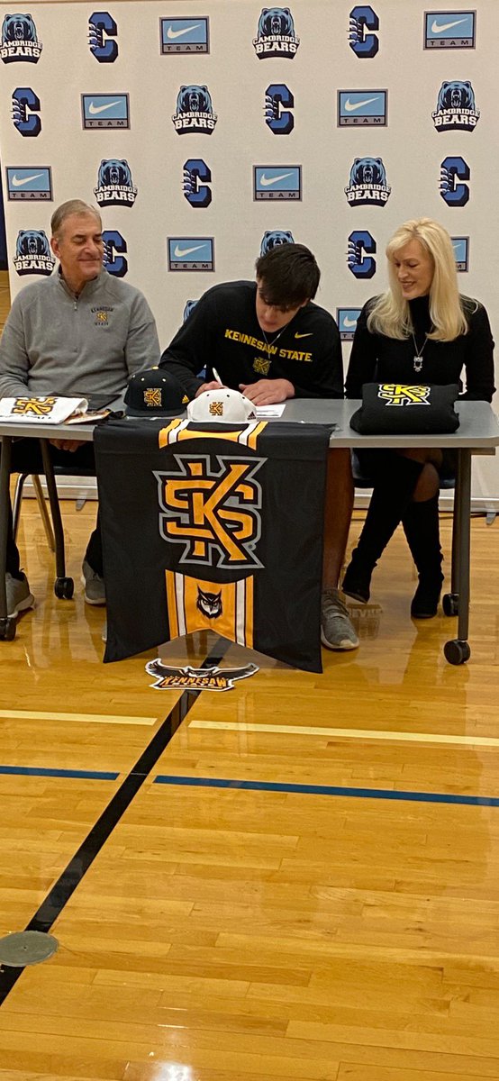 Officially signed to Kennesaw State University today! Go owls!🦉<a href="/CoachBennett29/">Craig Bennett</a> <a href="/Cambridge_AD/">Cambridge Athletics</a> <a href="/CoachSafford/">Darius Safford</a> <a href="/kennesawstfb/">Kennesaw State Football</a> <a href="/BohannonBrian/">Brian Bohannon</a> <a href="/RecruitGeorgia/">Recruit Georgia</a>