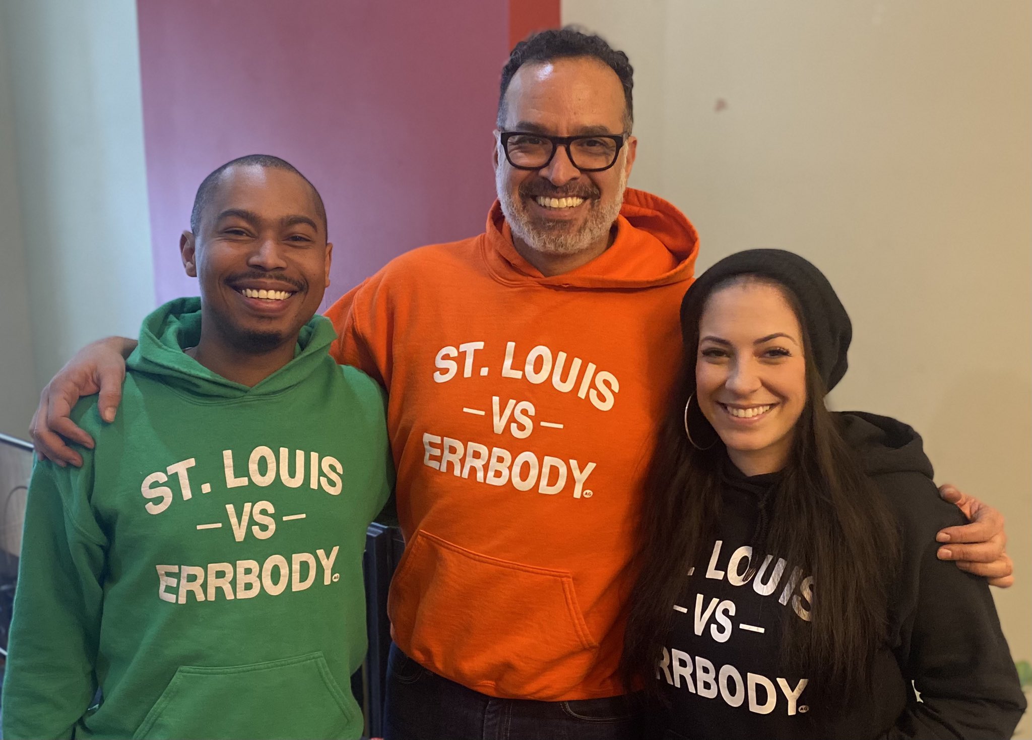 Umi on X: When your landlord/friend comes to fix the dryer and we are all  sporting the same gear reppin' our amazing city 💪🏽💯  #BringingTheCityTogether #OldNorth  / X