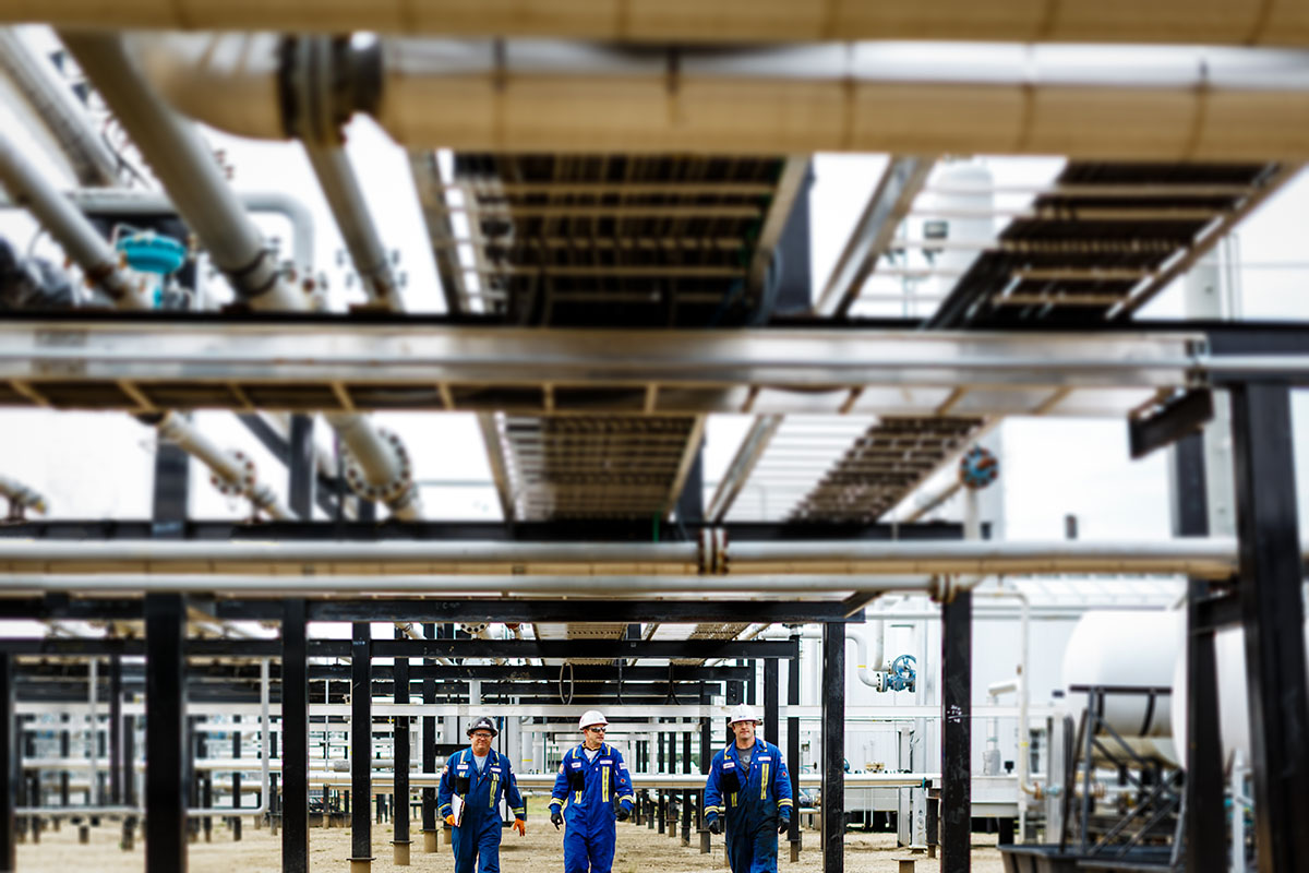 #Enerplus Provides Fourth Quarter 2021 Operational Update; Initiates Divestment Process for Canadian Assets; Announces a Change in its Reporting Currency and the Presentation of Production Volumes  ow.ly/YeEh50HL1IP