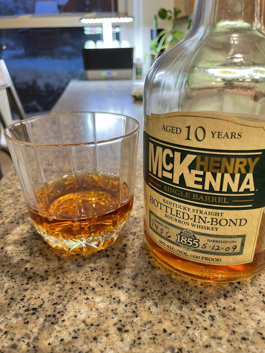 First round of snow blower run around the neighborhood complete. Time for a bit of Henry McKenna by the fire, gifted by <a href="/JeffKopaska/">Jeff Kopaska</a> <a href="/HeavenHill1935/">Heaven Hill Distillery</a> #snowmageddon