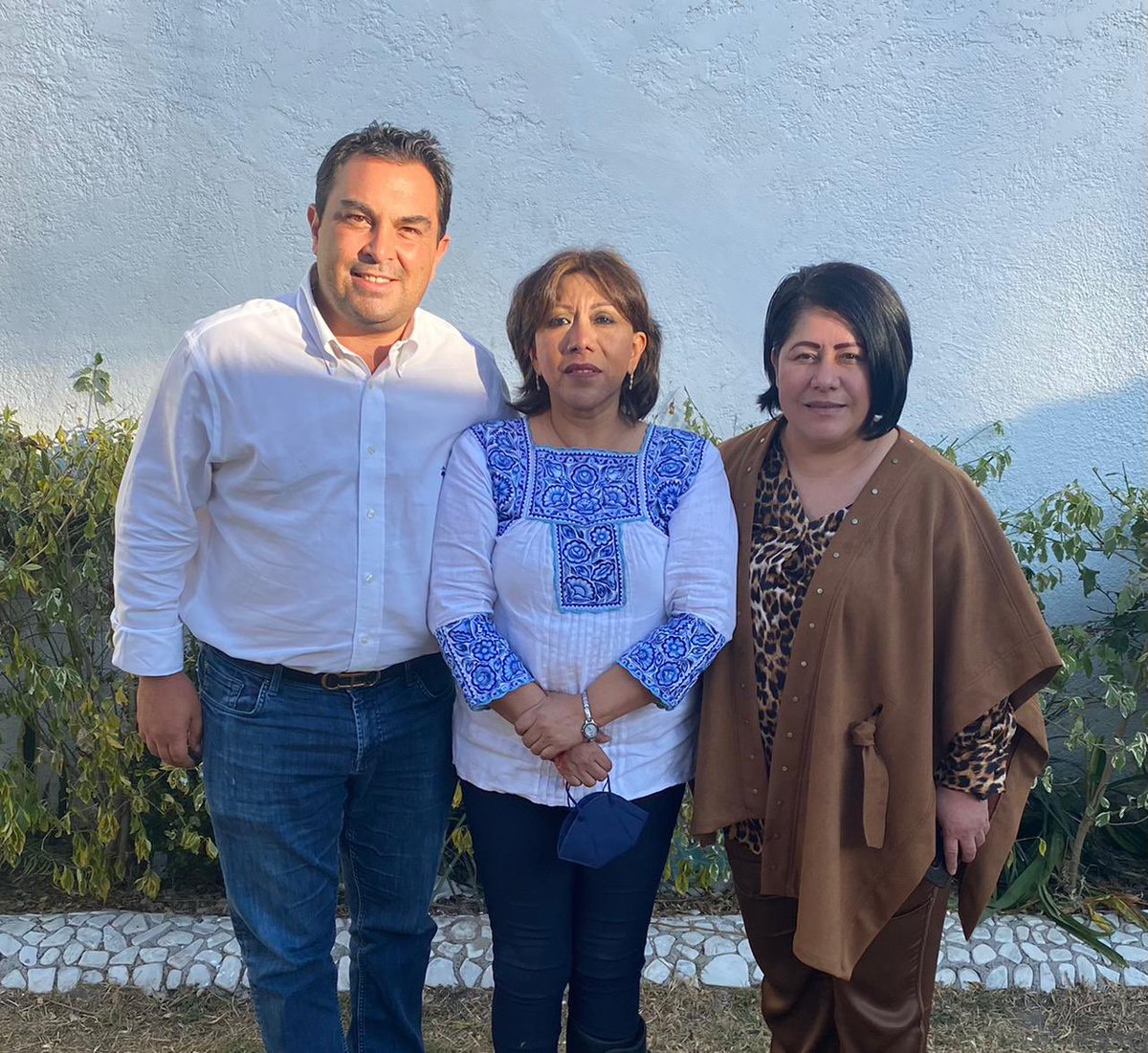 AnabelAvalosTlx's tweet photo. Hoy más que nunca la unidad es prioritaria para el fortalecimiento de nuestro partido, el diálogo permanente y la inclusión son esenciales para lograrlo. https://t.co/8jTZsB3fVK