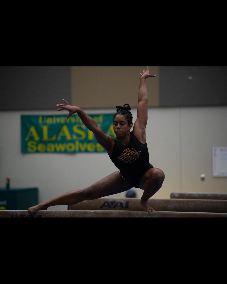 GymnasticsUaa's tweet photo. Happy National Women in Sports Day 💚💛🌊🐺
This sport not only gave these ladies the BEST SPORT to compete but also a chance to create memories, new friendships and be apart of another FAMILY! #oneteamonedreamonefamily #herewecome #uaa #gymnastics @UAASeawolves https://t.co/CfHRNRT1GN