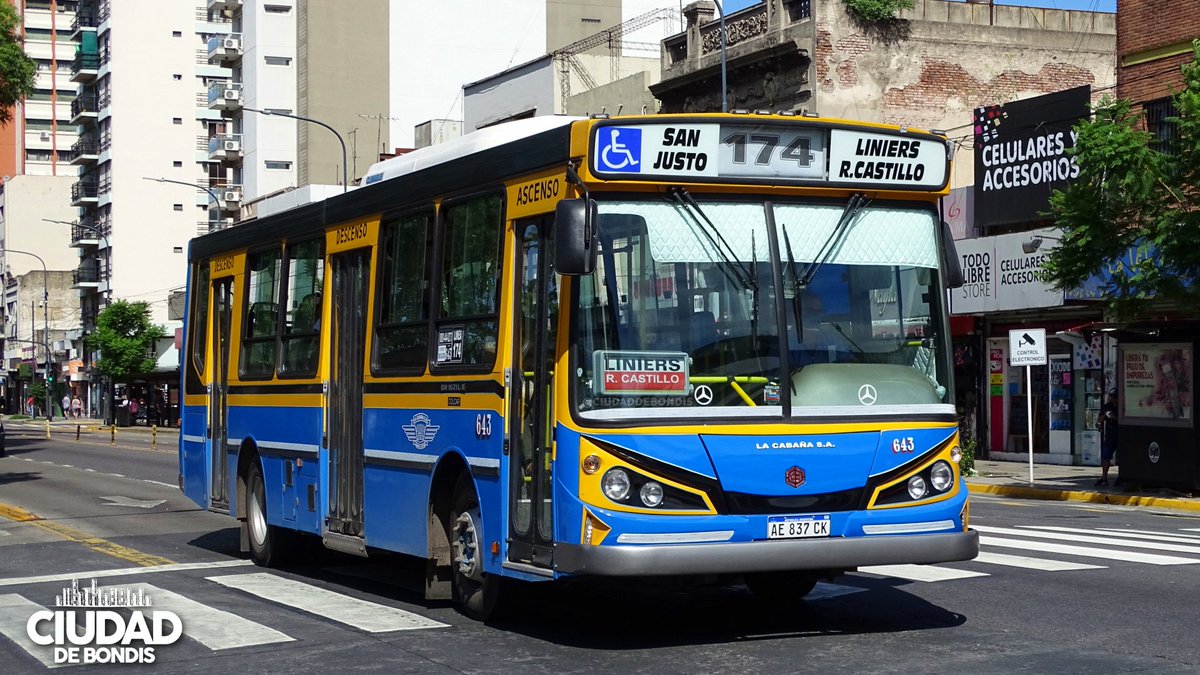 CiudadDeBondis's tweet photo. LA MIMADA DE LA CABAÑA
En 2016, la #Linea174 se copó de 0km hechos por Metalpar tras la quiebra de Ecotrans, la anterior prestataria.
Los 0km siguen llegando, ahora con #Nuovobus (izquierda, coche #603) y #Bimet (derecha, coche #643) y los coches 2016 van para la 172. https://t.co/Ujlv4FhnqJ
