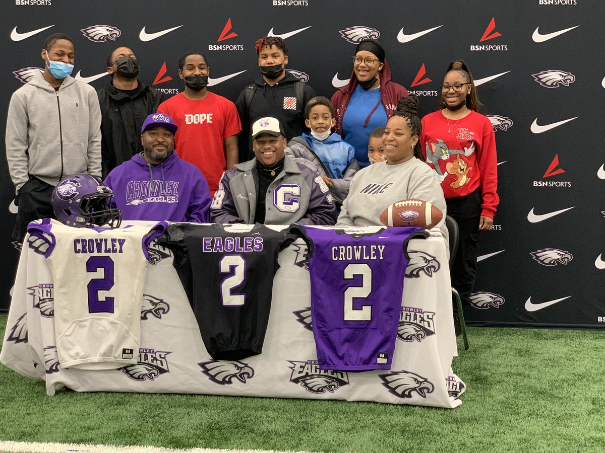 CTownEaglesFB's tweet photo. 🚨🚨🚨🚨🚨@d1_daunte https://t.co/MkE6YEKY9R