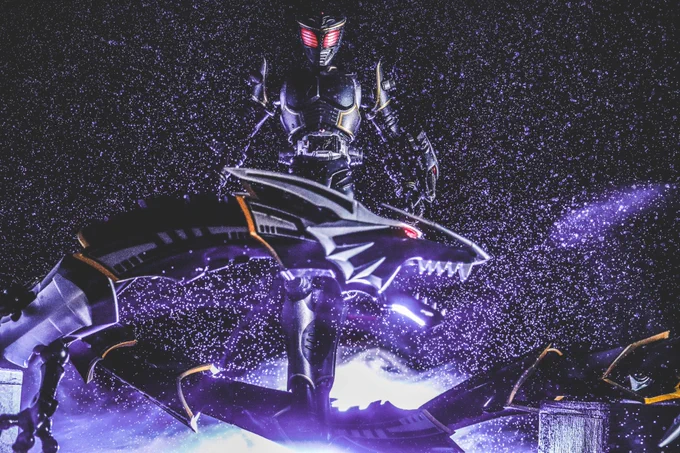 子供の頃に観ていたライダーが20周年を迎えるとは...感慨深いです
 #龍騎20周年 