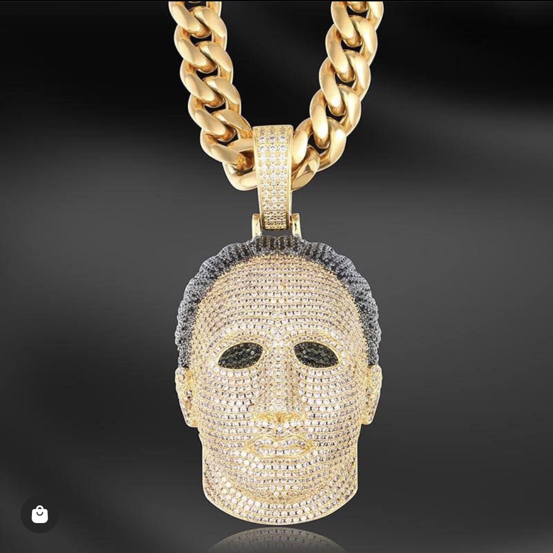 KennyKing_Jr's tweet image. People are doing entirely too much at this point, I don’t know who in the world needs an iced out Stephen A Smith pendant.