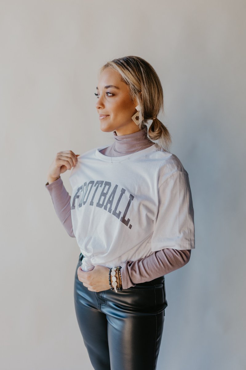 Last chance to get your #OOTD for the #SuperBowl  Order today to make sure you have your tee just in time🏈 #GAMEDAY 
#SuperBowlLVI #Shopify #fashionblog #football #SuperBowlSunday #ootdStyle #BengalsvsRams