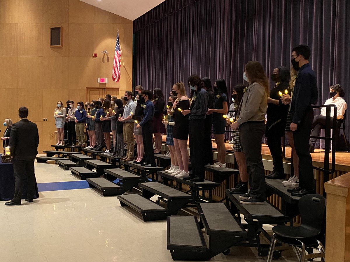 SweetHomeCSD's tweet photo. Congratulations to the 72 new inductees into our National Honor Society this evening!! https://t.co/etV7ITDi1B