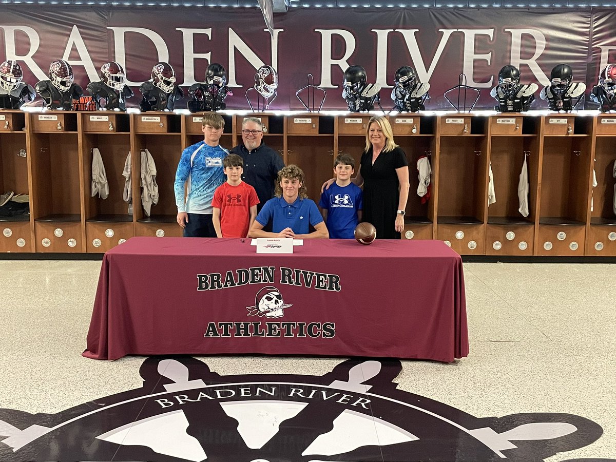 Colin Boyd Kicker ‘22 tweet media