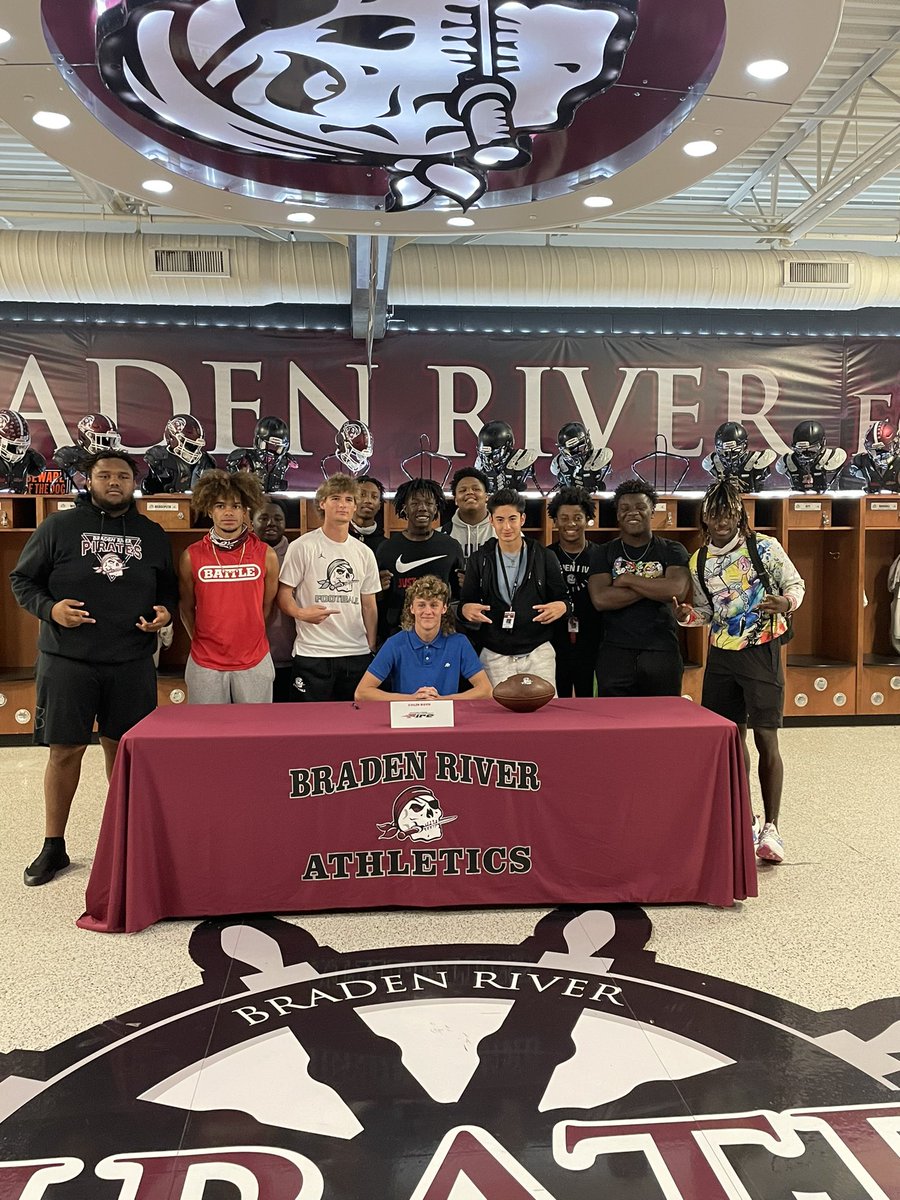 Colin Boyd Kicker ‘22 tweet media