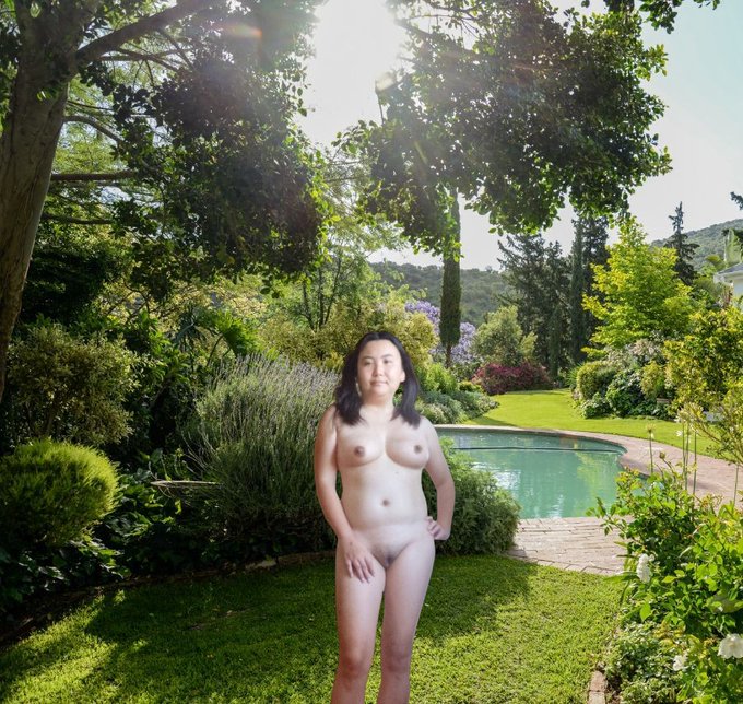 day out in the family garden! CUM and join me :P https://t.co/CLI1wwumSQ<a href="/tag/humpdaytreat"class="tags"><span>#humpdaytreat</span></a><a href="/tag/humpdaymotivation"class="tags"><span>#humpdaymotivation</span></a><a href="/tag/humpdayvibes"class="tags"><span>#humpdayvibes</span></a>