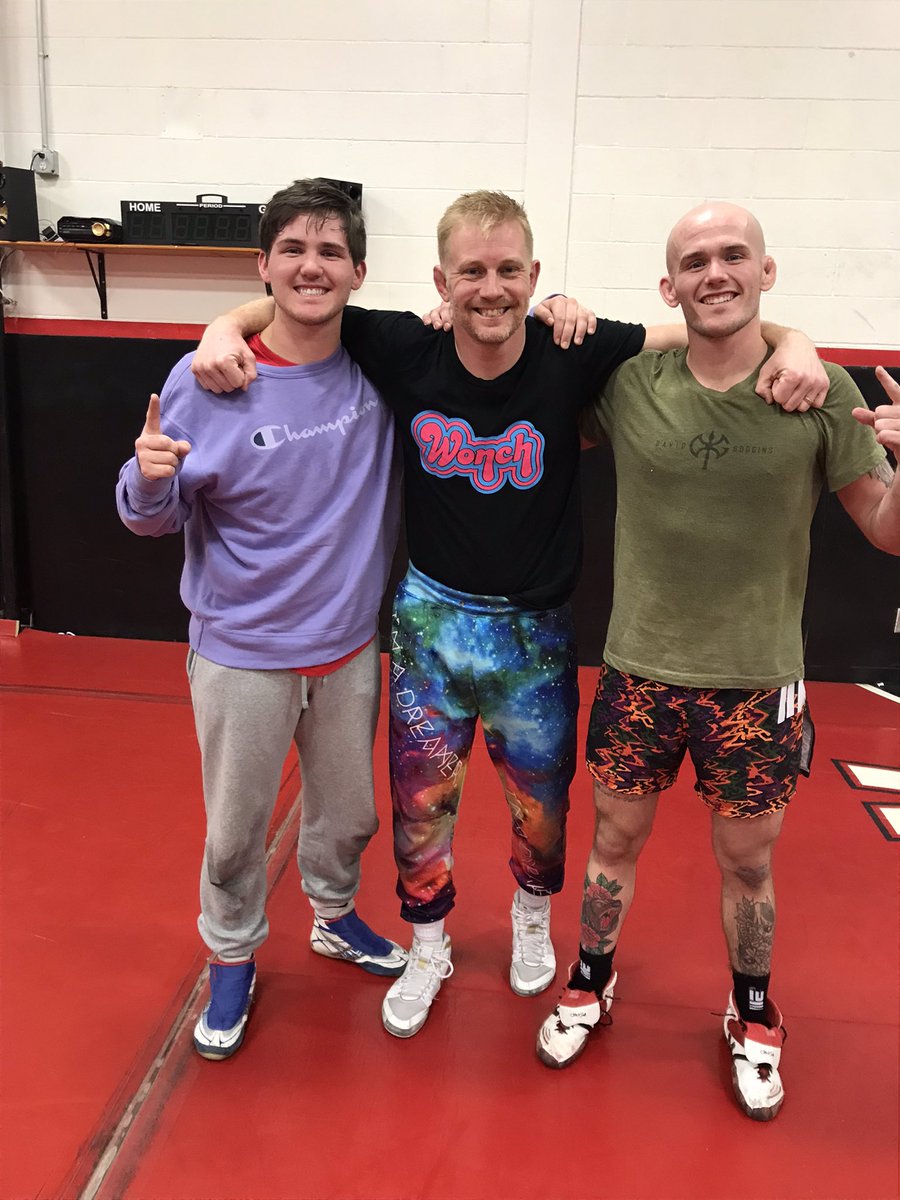 Team Wonch in the house tonight💪🏻 <a href="/TWonch145/">Tanner Wonch</a>  <a href="/wonch_seth/">Seth Wonch</a> #Back2Work