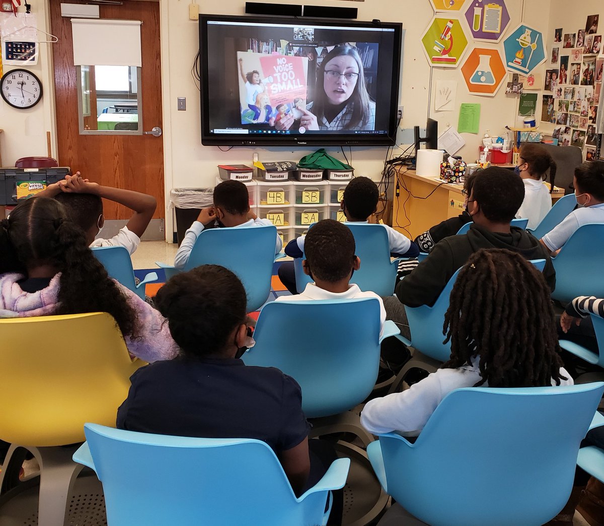 reginamck's tweet photo. Thank you @lindsayhmetcalf for spending time with our  @sacademy268 3rd graders today for #WorldReadAloudDay We enjoyed hearing about young inspiring activists especially Marley Dias from West Orange. We enjoyed hearing you read "No Voice Too Small" @Gerald_Fitzhugh @ops_district https://t.co/HZXEtrgmyj