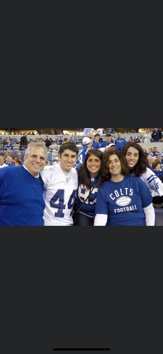 jshane44's tweet photo. @JimIrsay Jim, I’m from OH and my dad was a Bengals season ticket holder. My grandfather had Colts season tickets and thus I became a duel fan (and Peyton became my idol). My dad passed away 3 years ago due to cancer and he would love for me to be there!!! #SuperBowl https://t.co/0S5QWUuExu