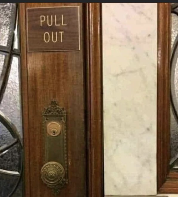 LiamButler3's tweet image. Maternity hospital front door. 

A bit late for that!!!!!!