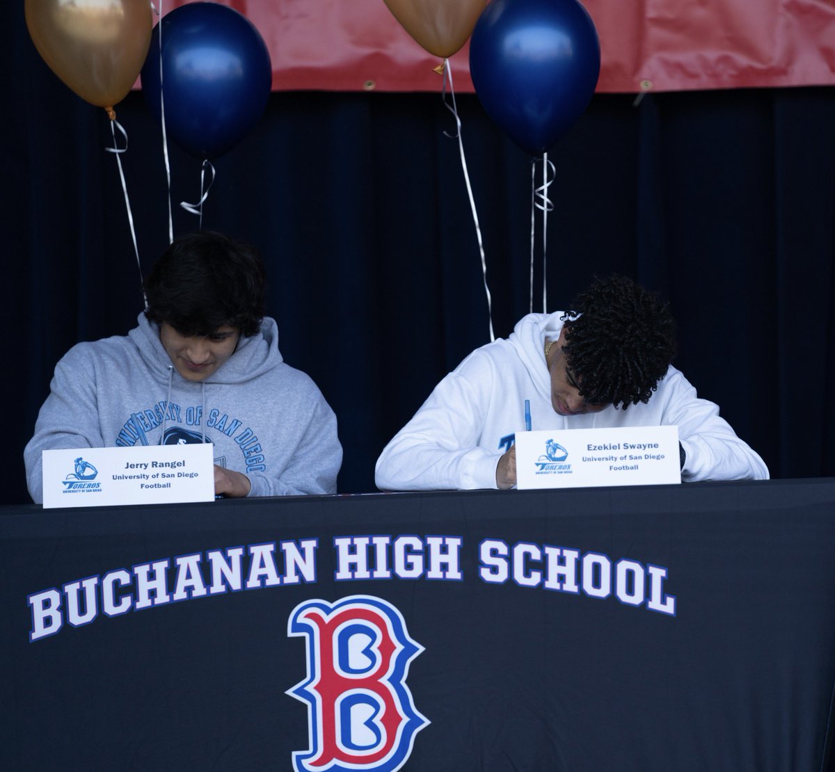 Excited to get to work!✍️<a href="/USDFootball/">San Diego Football</a>