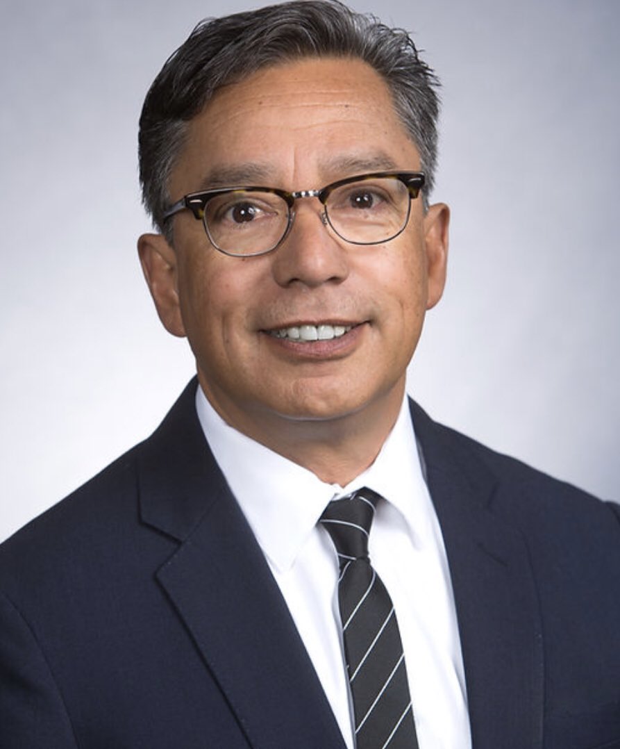 Meet the lab: Dr. Hector M. González is a Professor of Neurosciences at University of California, San Diego <a href="/UCSDNeuro/">UCSD Neurosciences</a>. For the past 20-years, his research has been dedicated to the health and cognitive aging of #Latinos.