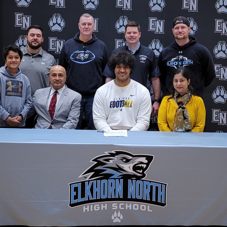 Huge congrats to the first players in program history to sign their letters of intent!!! Thank you for all you have done for Wolves Football. We are super proud and can’t wait to watch your success at the next level! <a href="/shanacharya4/">Shan Acharya</a> <a href="/KhalisAedwards/">Khalis Edwards</a> <a href="/SuttonJohnson9/">Sutton Johnson</a> <a href="/WolvesFBBooster/">ENHS FB Boosters</a>