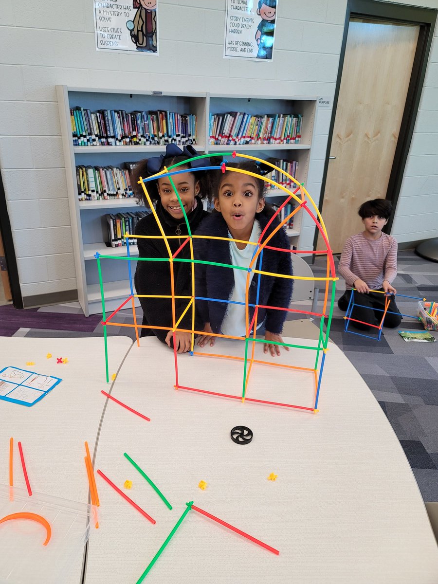 MichelIePosada's tweet photo. The face of excitement when you realize  it's makerspace time in library! #bpinspired #makerspace #STEMeducation @BPESArtsAcademy @JEFCOED https://t.co/3fYR6ouLL6