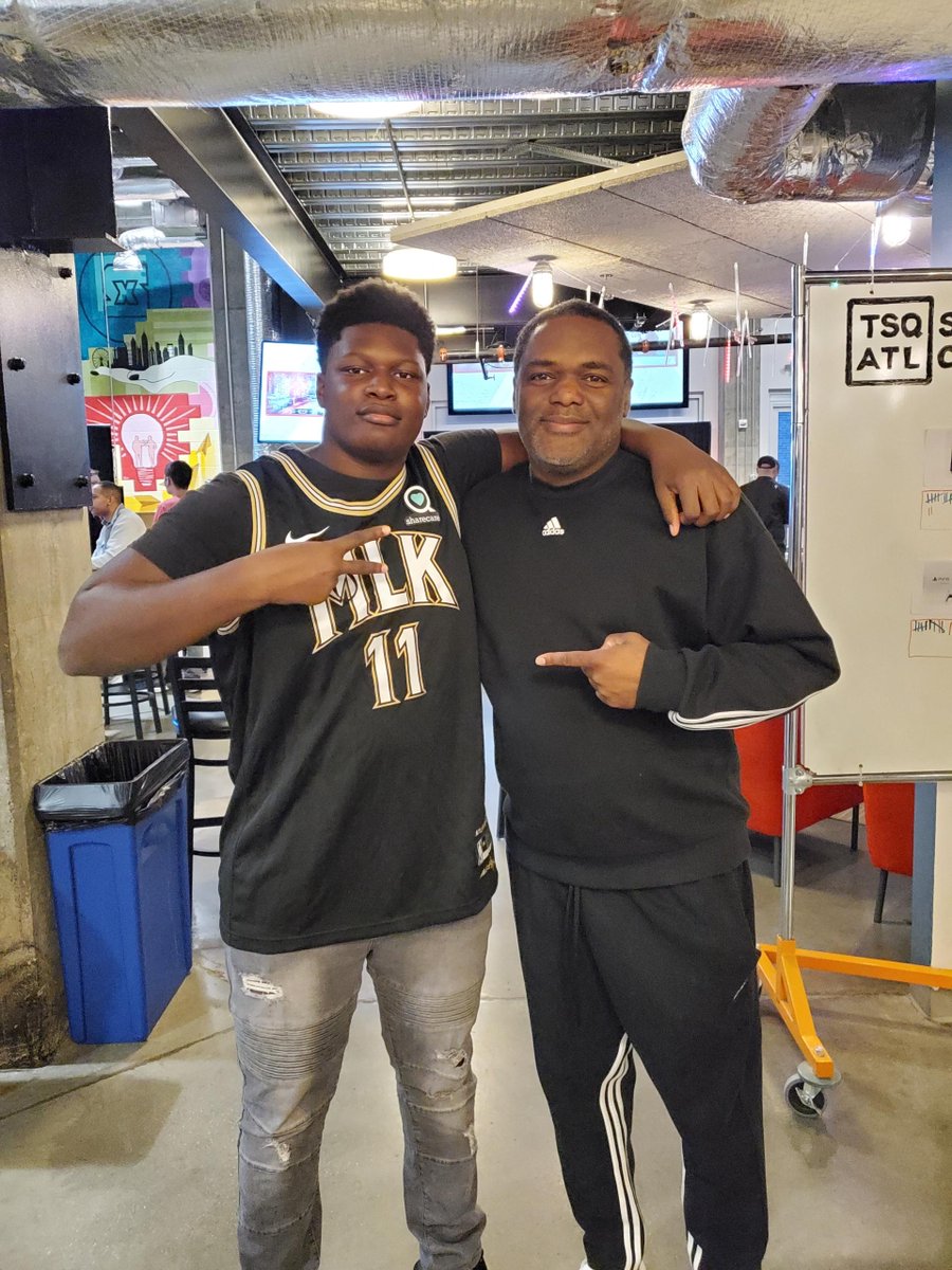 My son was excited to 'shake hands' with family man <a href="/rayfordyoung/">Ray Young</a>  I'm just as excited to know that he has an interest in STEM and gaming.  🏀🎮 #msftgarage