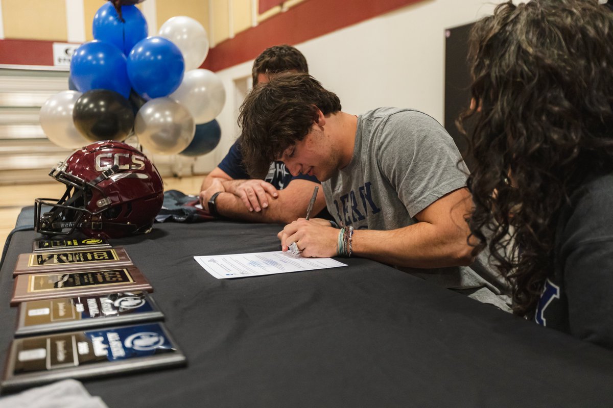 CCSWarriorsFB's tweet photo. Congratulation to @jaxn_gray on his commitment to play football at @BerryFootball! Go Vikings! https://t.co/HCAurChg9q