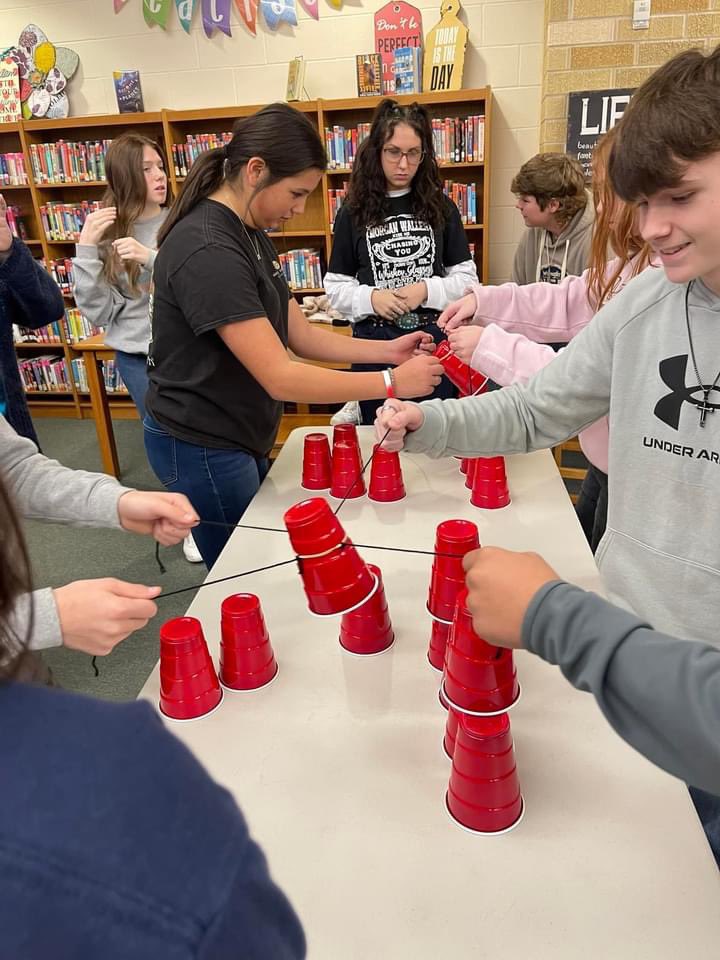 cantonffa's tweet image. Exciting day today @cantonjh visiting with potential FFA members! Hope to see these young ladies &amp;amp; gentlemen in the fall!