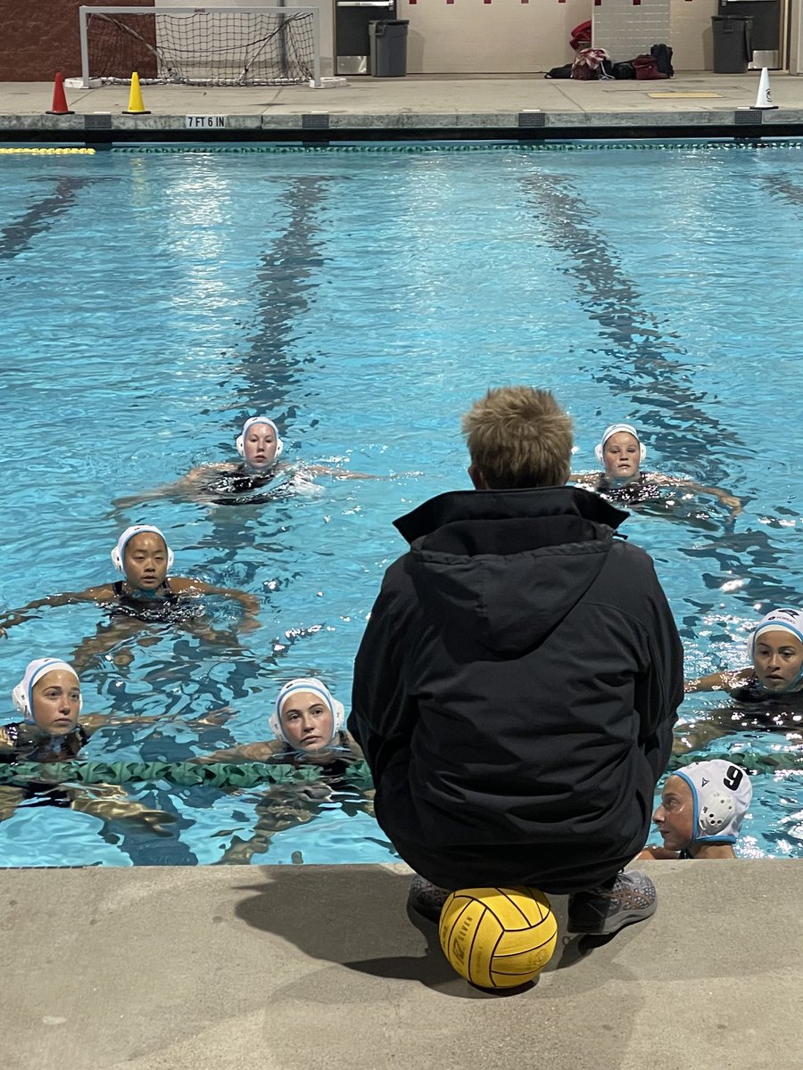 SantiAthletics's tweet photo. Coach Clements strategizing as the Sharks are trying to hold on in the fourth quarter 5-4 https://t.co/0wY8FBd2wY