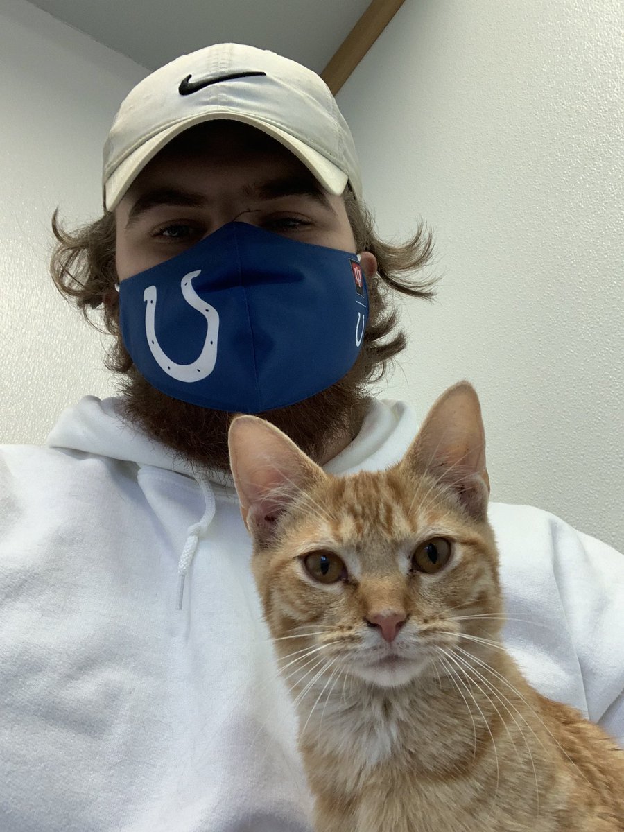 BillyWeigel's tweet photo. I have a cat named after the best defensive player in the league. Mr. Leonard. https://t.co/ui36zHJcRW