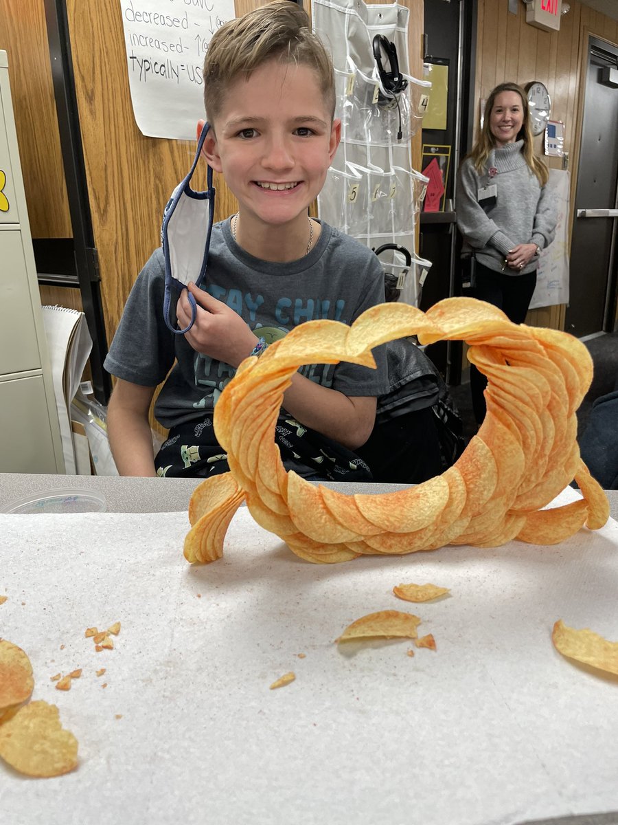 The Pringles Challenge was so fun for our 5th grade @BlackBearkats! #dayofplay #stem #futureengineers #heartofabearkat