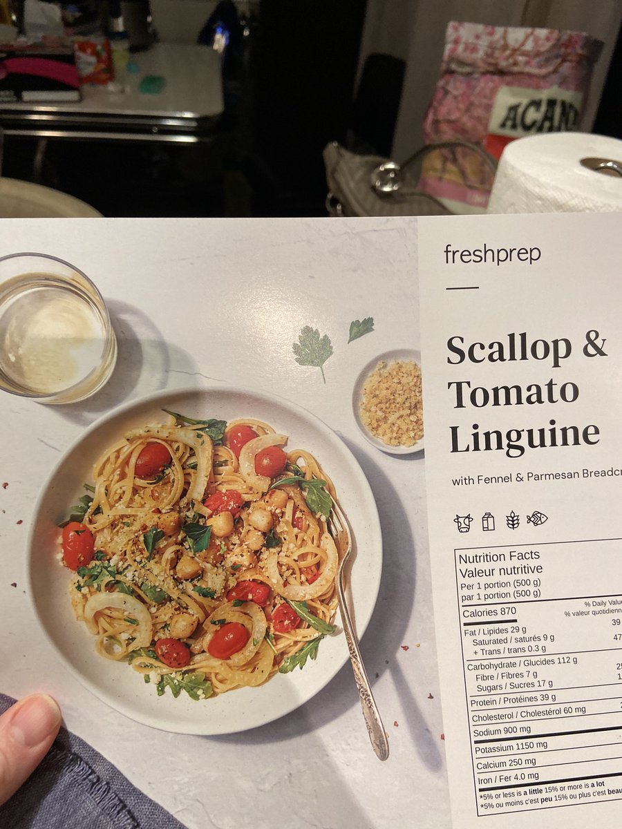 sssuperbecca's tweet photo. I tried @FreshPrepCa for the first time. It was pretty good and I love their approach to reducing waste #freshprepca #freshprep comments from my housemate “it smells like ear*s in here” https://t.co/MSF6SUR7jc