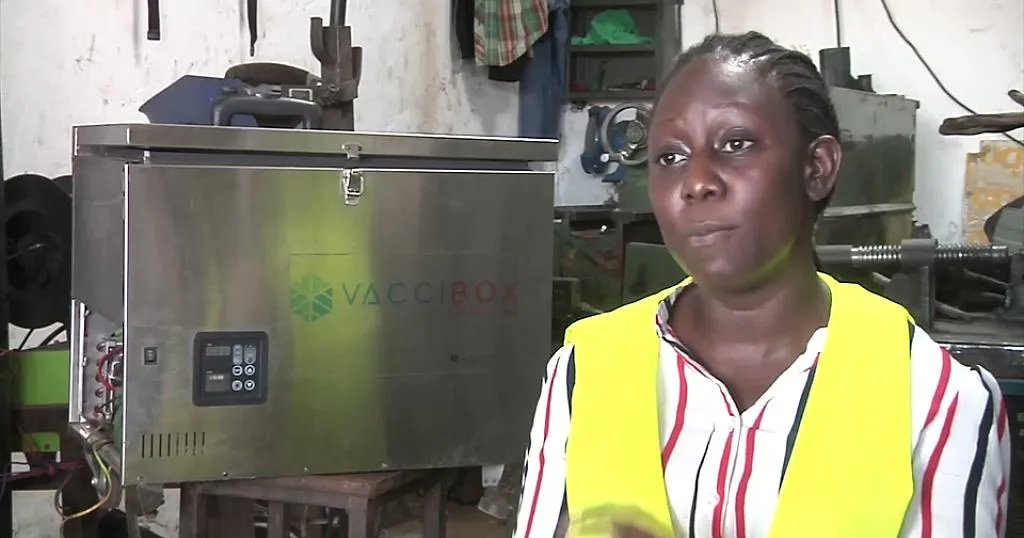 Power4All2025's tweet photo. Kenya: Solar-powered fridges help transport #COVID19 vaccines https://t.co/zaLo76e4zV #SDG7 #vaccination #Africa https://t.co/36zroA5p8e
